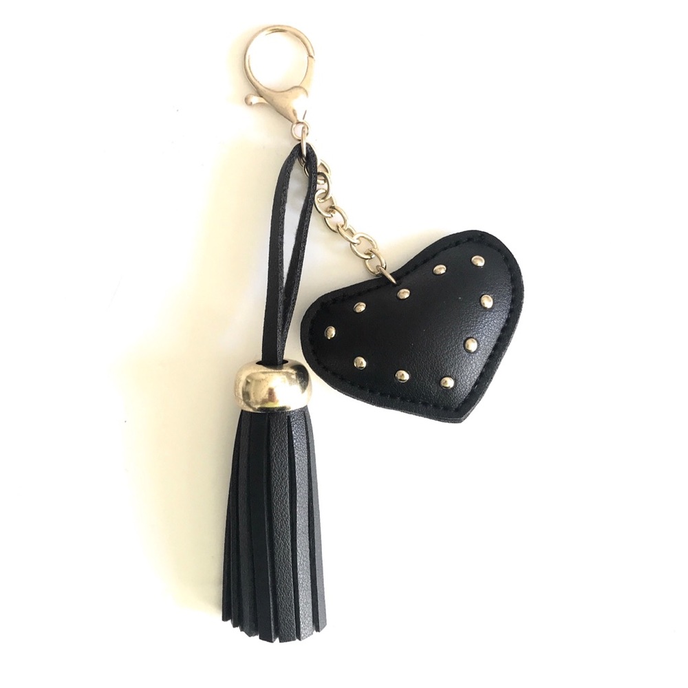 Fringe Heart Bag Clip - NWT